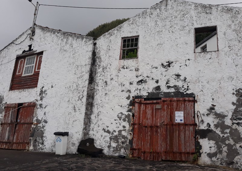 Reabilitação e Ampliação das Casas dos Botes das Lajes do Pico